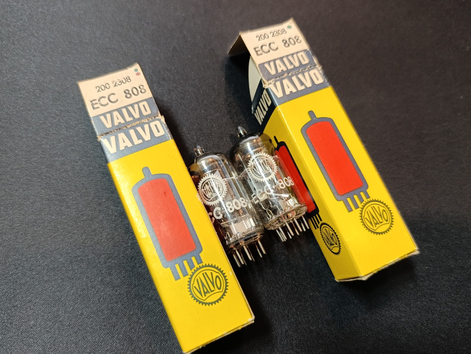Pair VALVO ECC 808 (ECC808) Tubes USED (2pc lot) Original BOX Triode