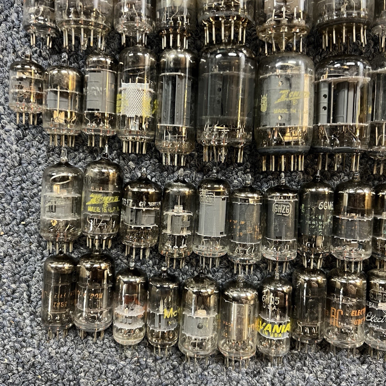 Vintage Vacuum Tube Lot Mixed Brands RCA GE Zenith Sylvania Untested 66+ Tubes