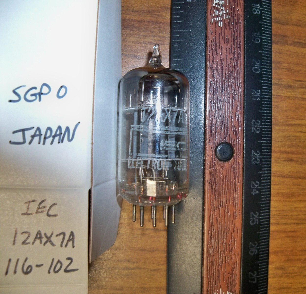 Strong IEC Short Gray Plate O Getter 12AX7A / ECC83 Tube – 110/110