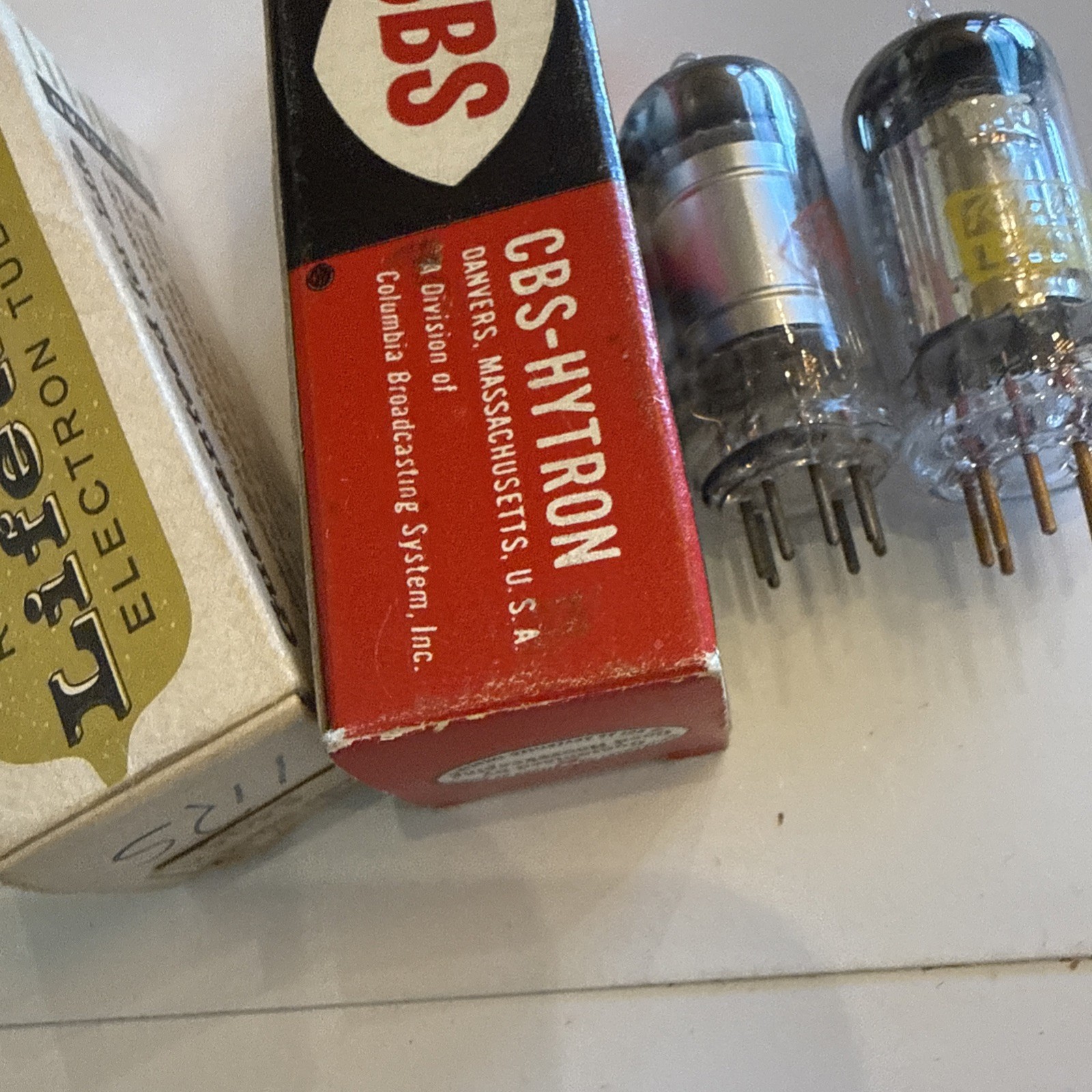 Lot Of 4: Sylvania CBS Emerson & Realistic 1R5 vacuum tubes NOS T28