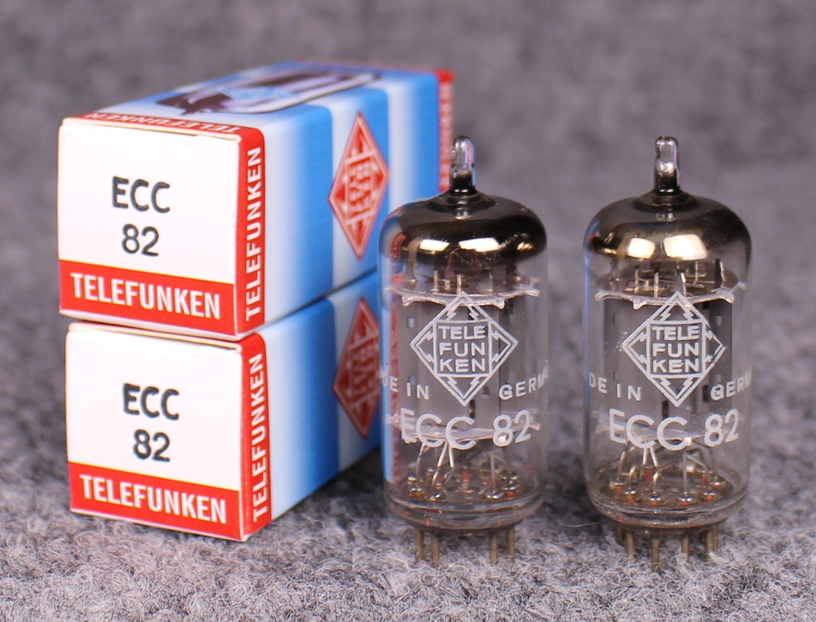 (2) Telefunken 12AU7 ECC82 Smooth Plate Tubes ~ MATCHED DATE CODE ~ TEST @ 128%+