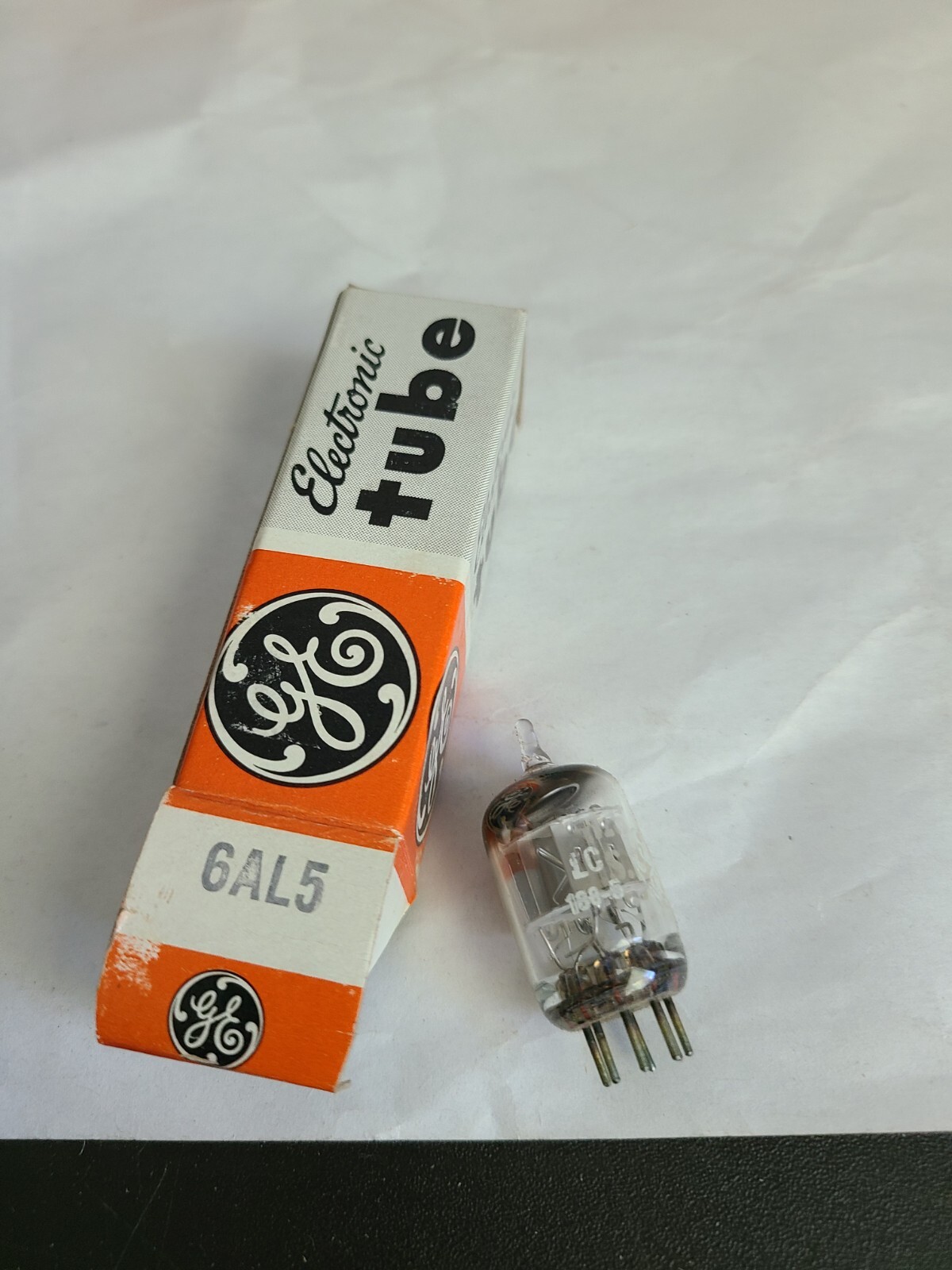 Lot 10 GE Electronic Tubes w Boxes 6DE7, 6DT5, 6AS5, 6FH5 ETC