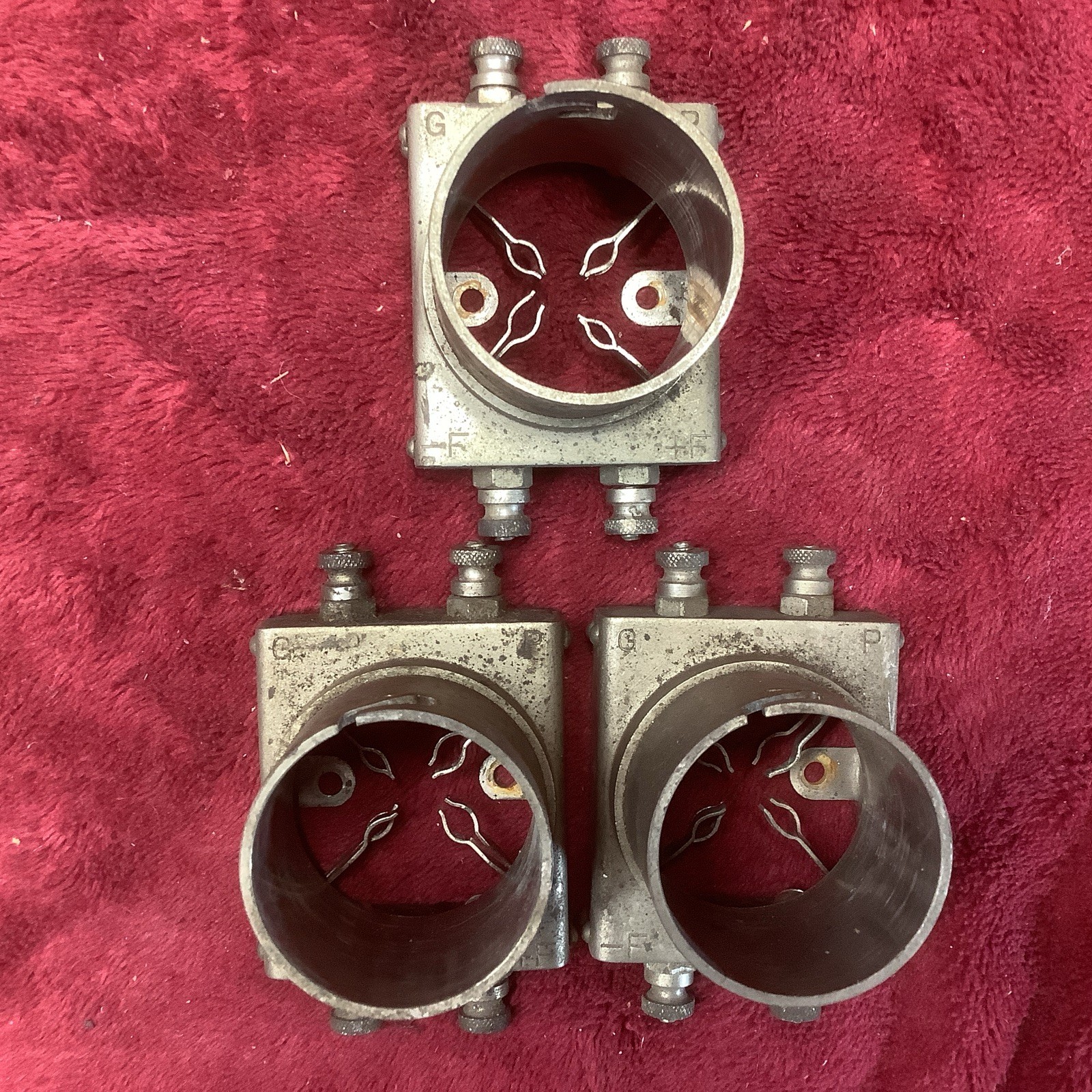Antique COTOCO Type 7000 Radio Tube Socket ~ 3 Lot Silver Complete Thumb Screws