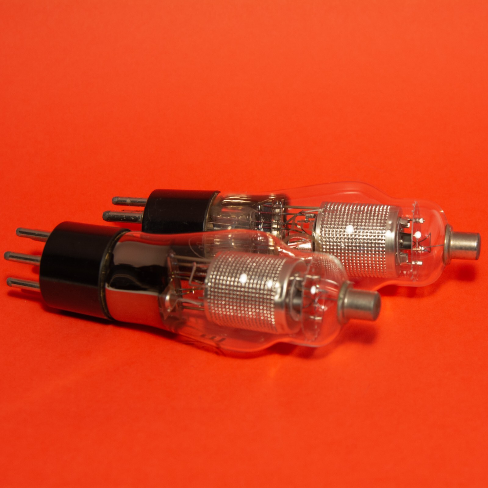 PAIR 10J12S / WE310A Svetlana Pentode Valves Soviet Tube. Same date.
