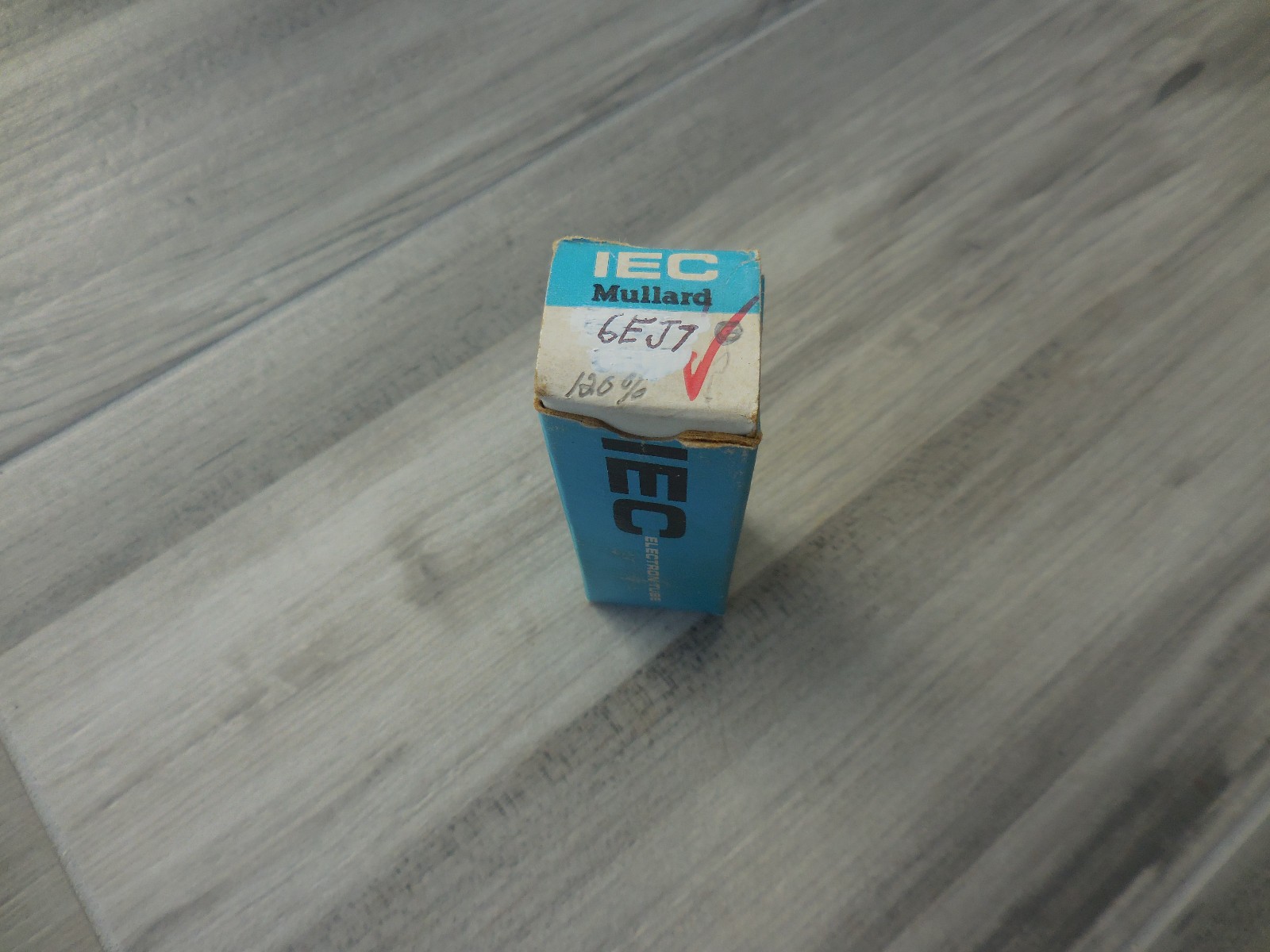 IEC Mullard 6EJ7 Super Strong 120% Conductance Tested NICE!