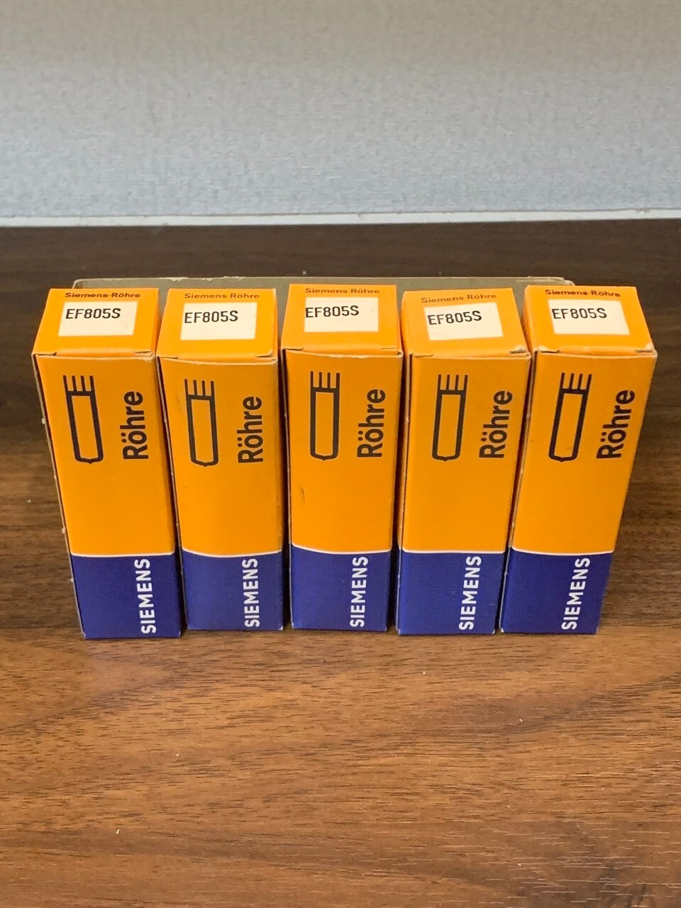 Tube EF805s Siemens- NOS NIB (01 pcs)