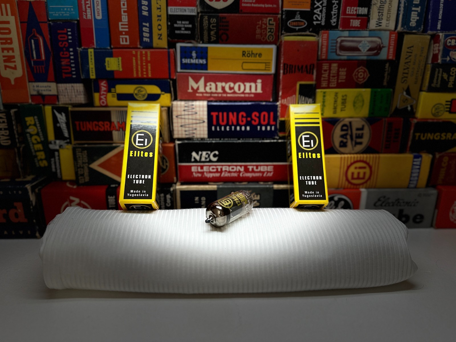 1x VintageNOS EiYugo 12AU7 EG /Rare GoldPin + SpecialEdtn + GG /TelefunkTooling