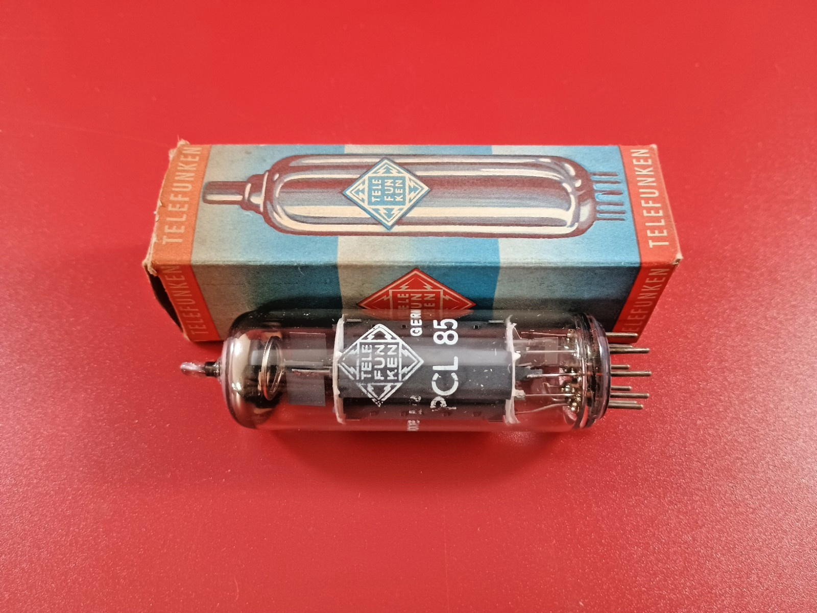 TELEFUNKEN PCL85 VINTAGE ELECTRON TUBE MFG GERMANY 18GV8
