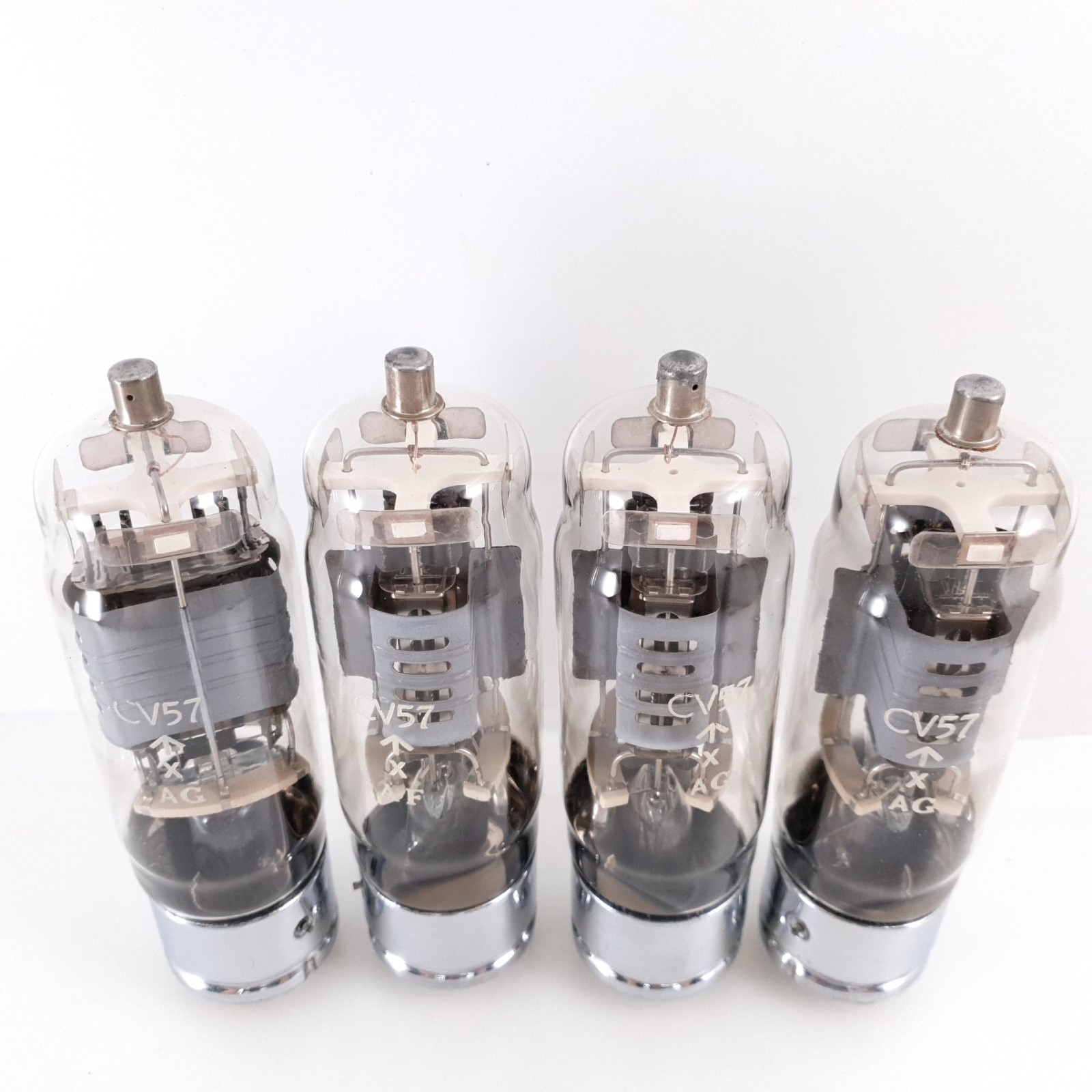 4 X CV57 GEC MARCONI. METAL BASE. NOS/NIB. CM ENA