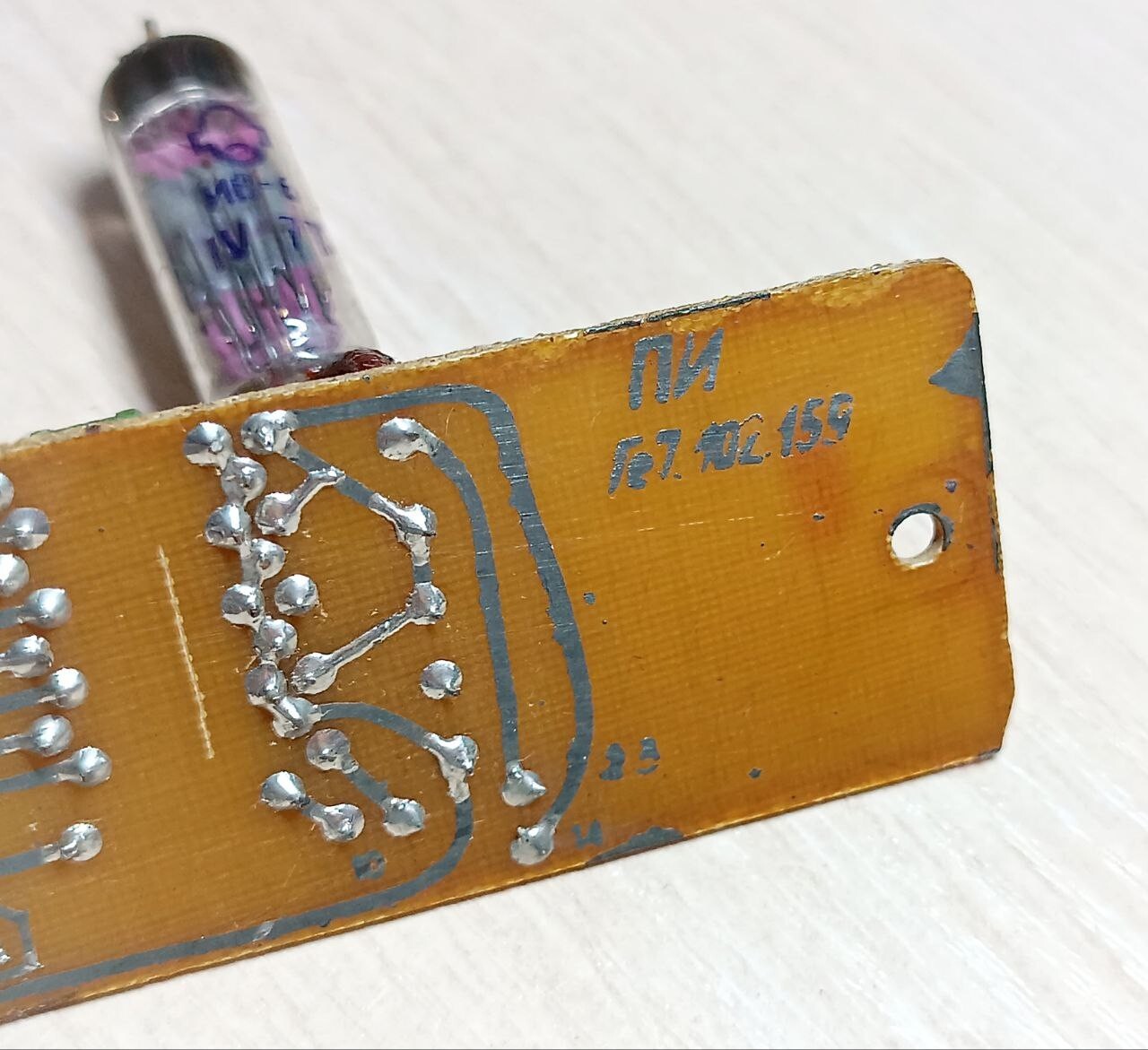 13pcs IV-6 VFD Tube DIGIT DISPLAY NIXIE CLOCK luminescent indicator on the board