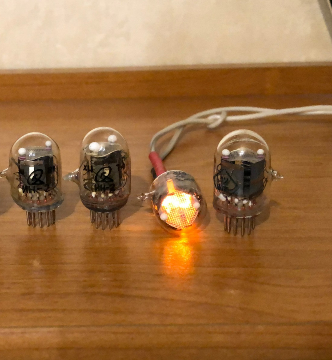 4x IN-2 / IN2 Small Tiny NIXIE VFD TUBES for CLOCK (NEW, NOS, OTK, TESTED 100%)