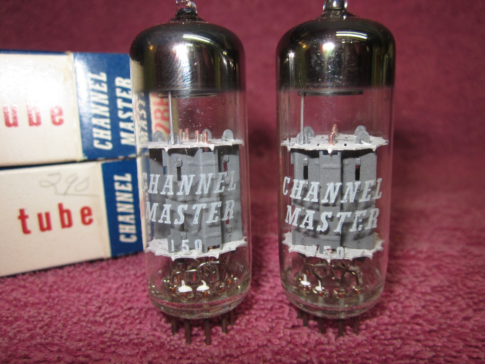 NIB Matched Pair Channel Master JAPAN 12BH7A HALO Getter Tubes 12BH7 NOS