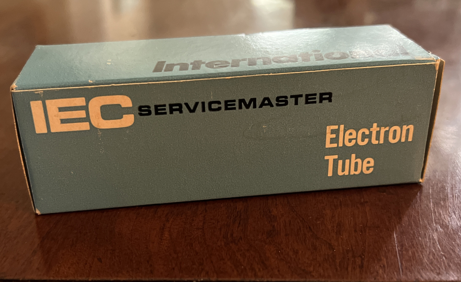 International 6LU8 Compactron Triode Pentode Color TV Valve IEC Mullard