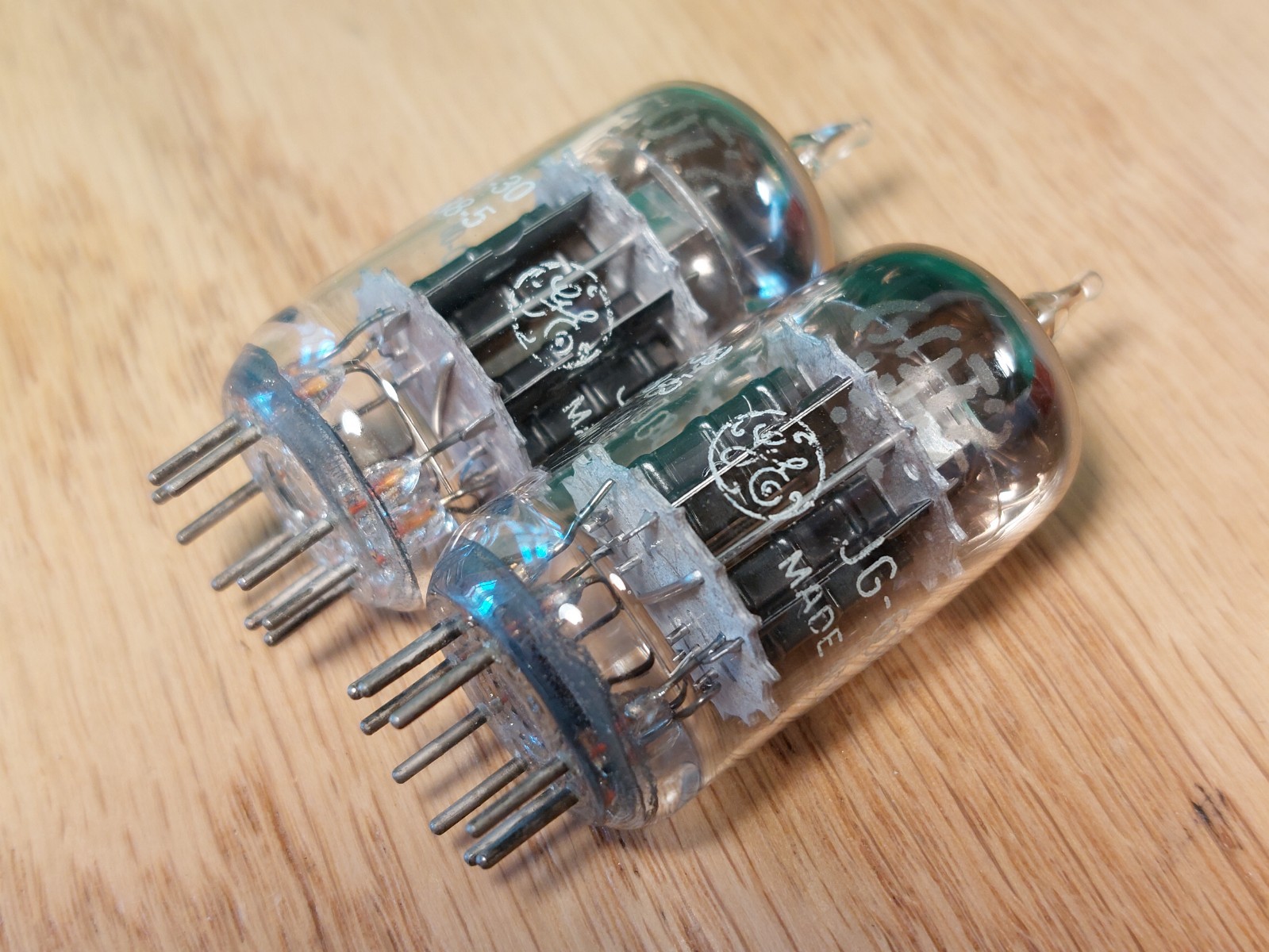 Pair of GE JG 6072 Triple Mica 1961 Vacuum Tubes – 6% matched