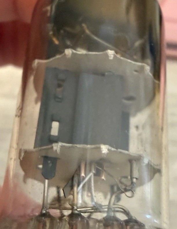 Mitcham MULLARD ECC81 E81CC 12AT7 RARE GRAIL TONE — NOS