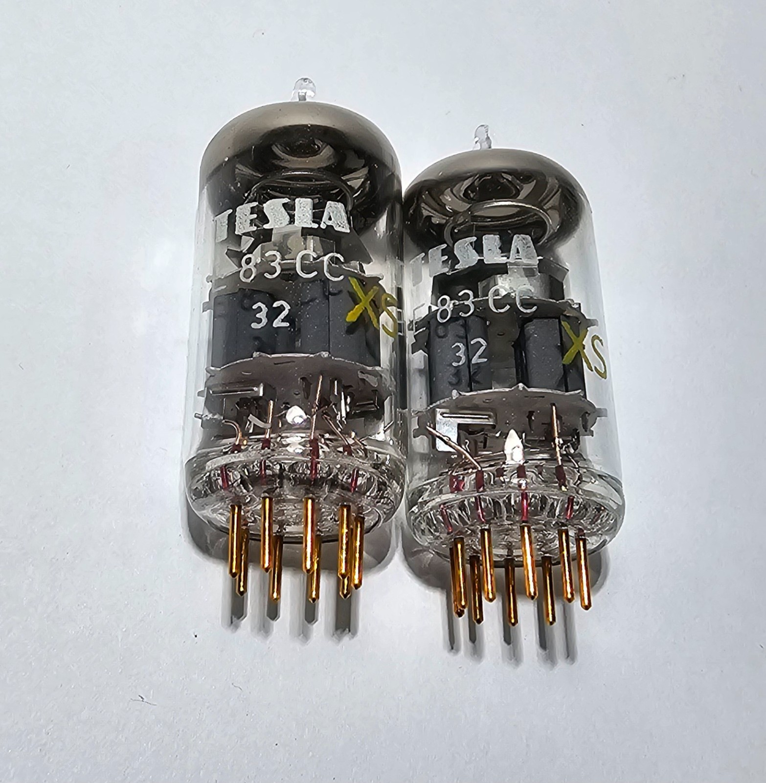 2 x E83CC Tesla tubes 1974 gold pins NOS tested strong ecc83 12ax7 ecc803s