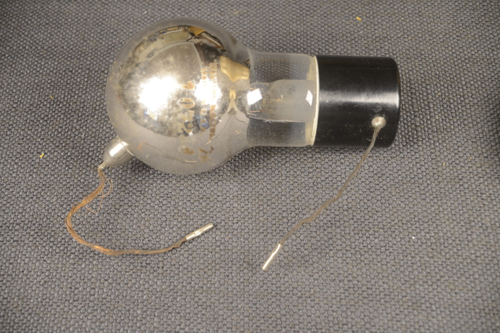 Western Electric 2-A tube sound bulb for 1930s movie projectors