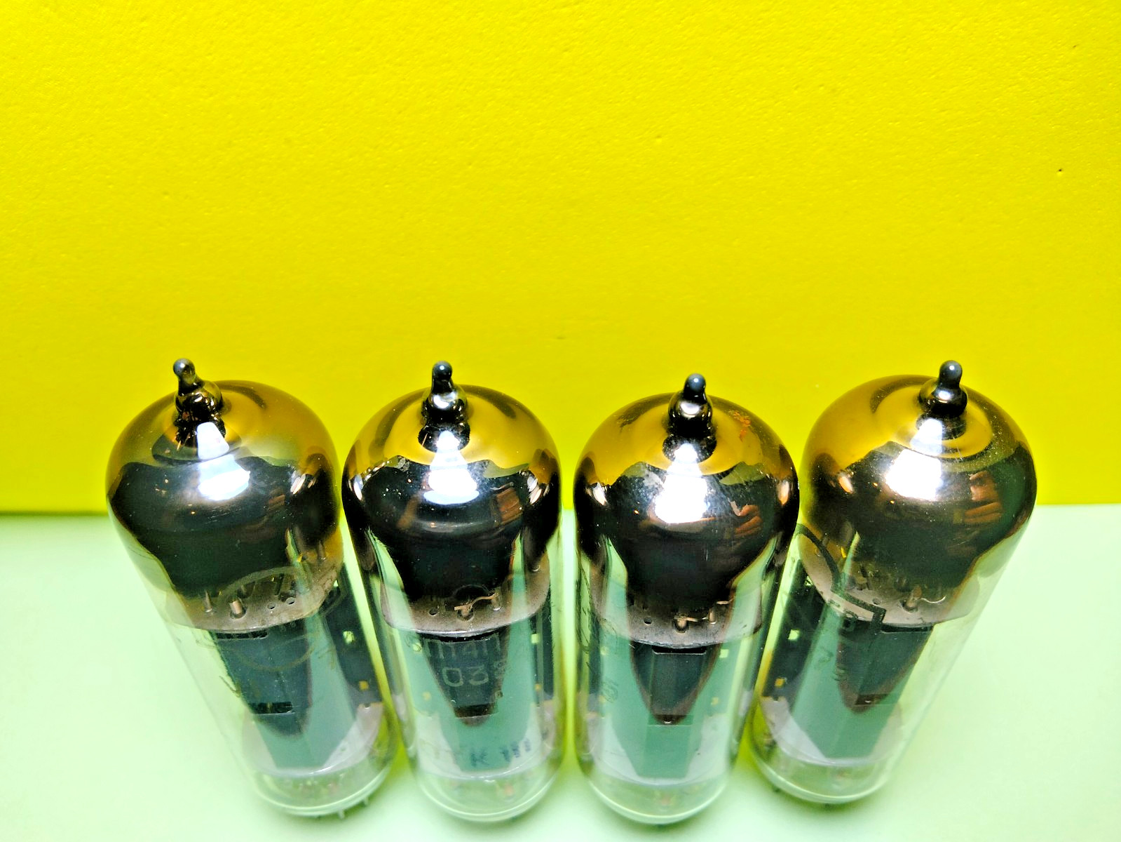 4 pcs NEW 6P14P-EV / 6BQ5 / EL84 Matched Quad Gold Grid Reflector tubes