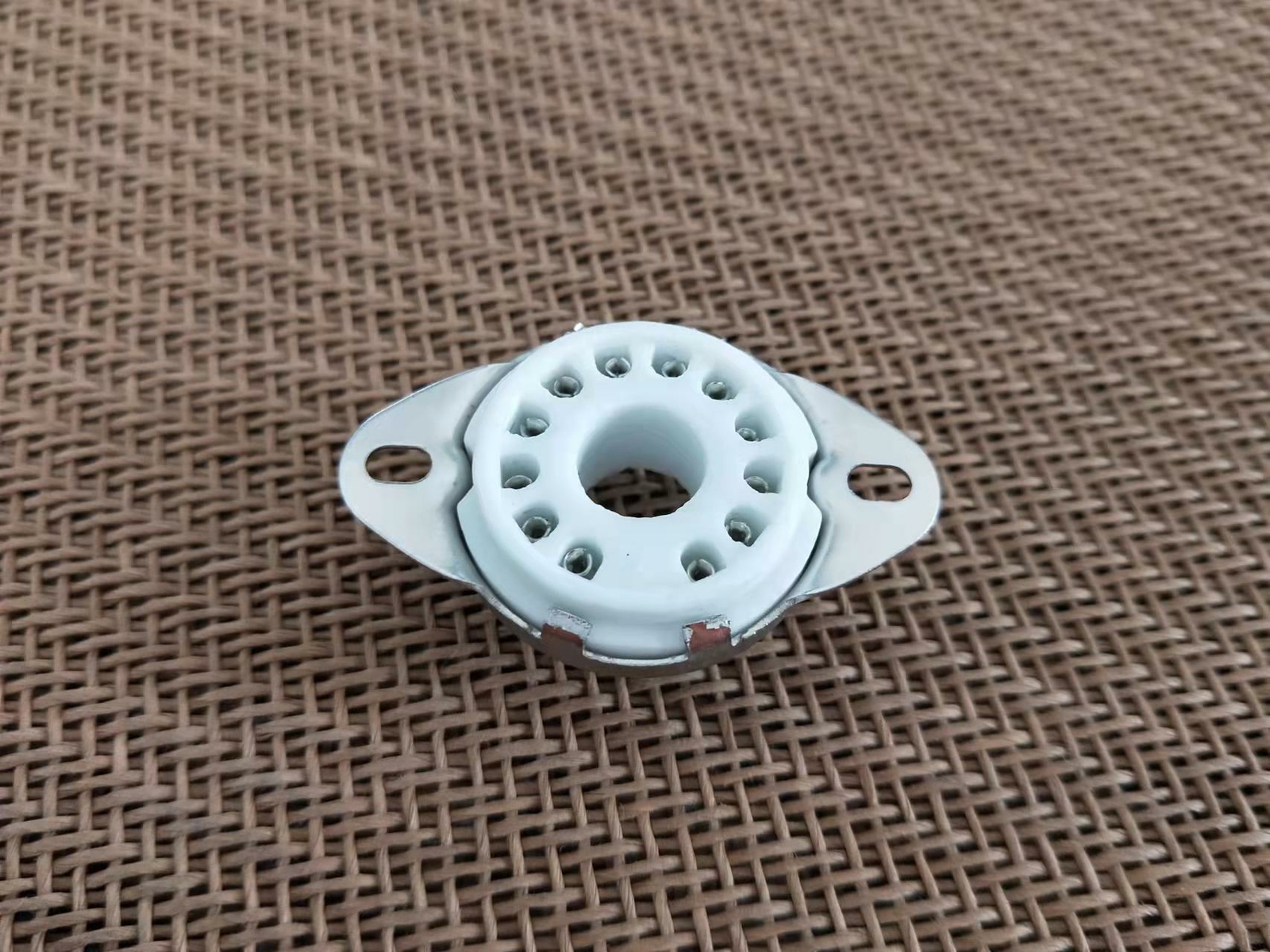 CERAMIC COMPACTRON 12 pin VACUUM TUBE SOCKET, TOP MOUNT, W/ hardware