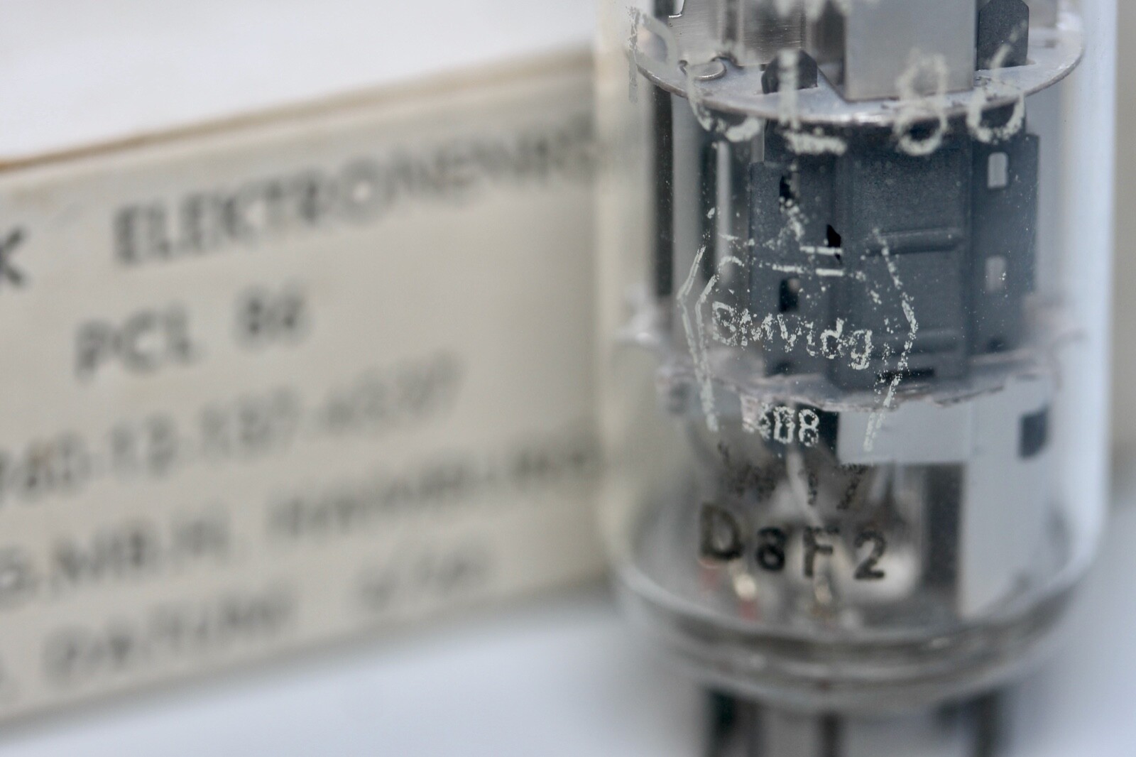 PCL86 14GW8 NOS 1960’s SIEMENS PLATINUM QUALITY SINGLE TUBE “BWB” BUND HAMBURG
