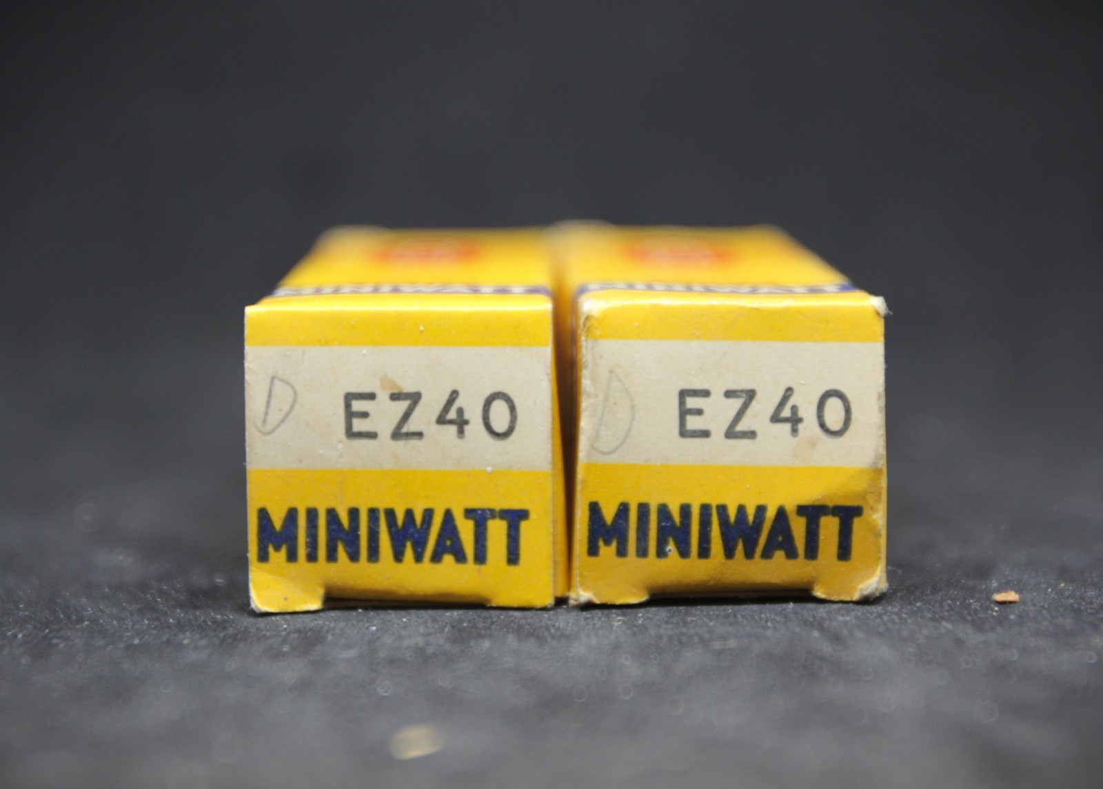 Philips / Mullard EZ40 – pair 1957 NOS