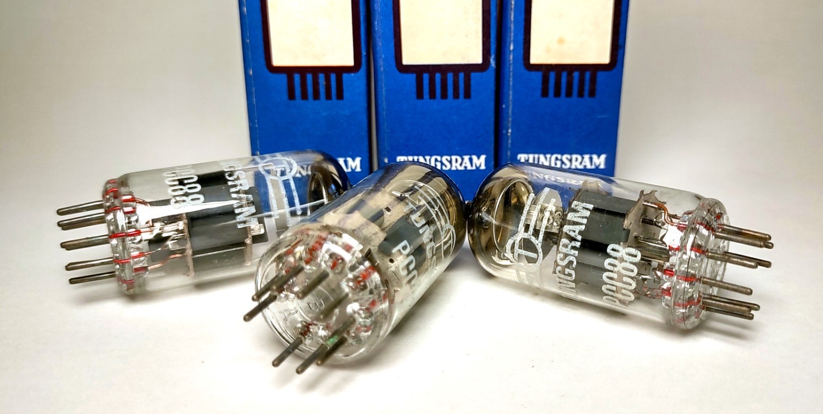3x PCC88 7DJ8 Tungsram Tubes Valves Tube Lamps – New in Box – Mint NOS Audio