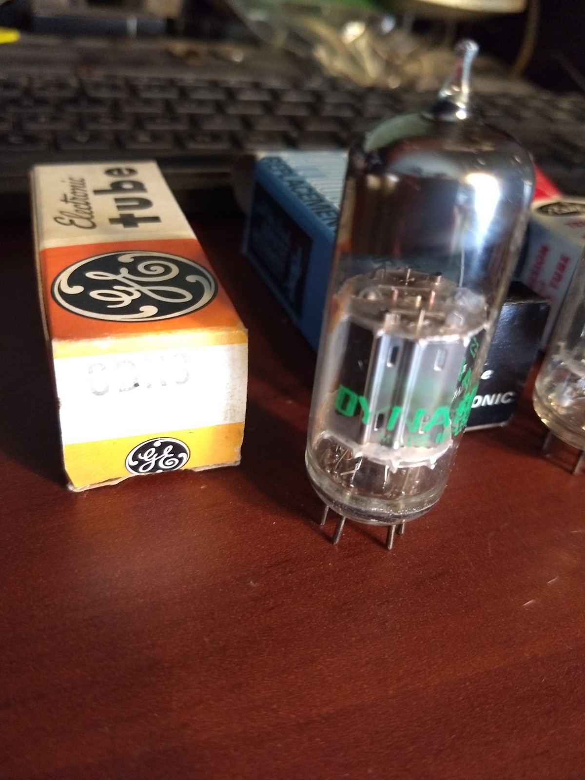 lot of 3 = Rauland Triad Dynascan GE 6BN8 Vacuum tubes double triode – NOS/NIB