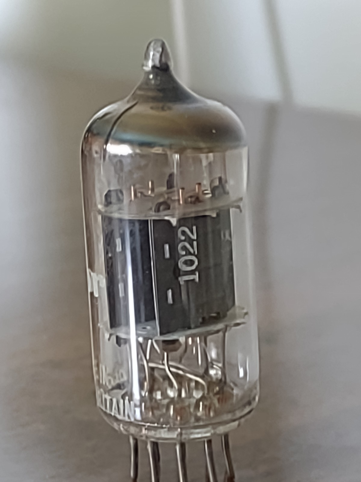 webcor vacum tube 12AX7