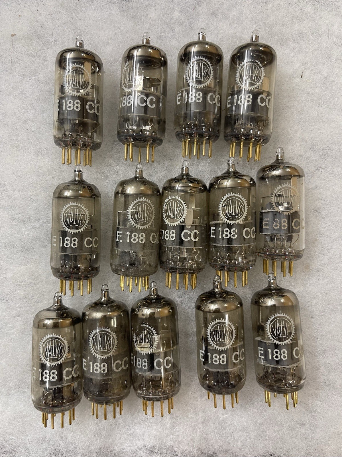 Valvo E188CC Cca E88CC ECC88 6DJ8 6922 7308 O getter Gold pins Matched Pair #1