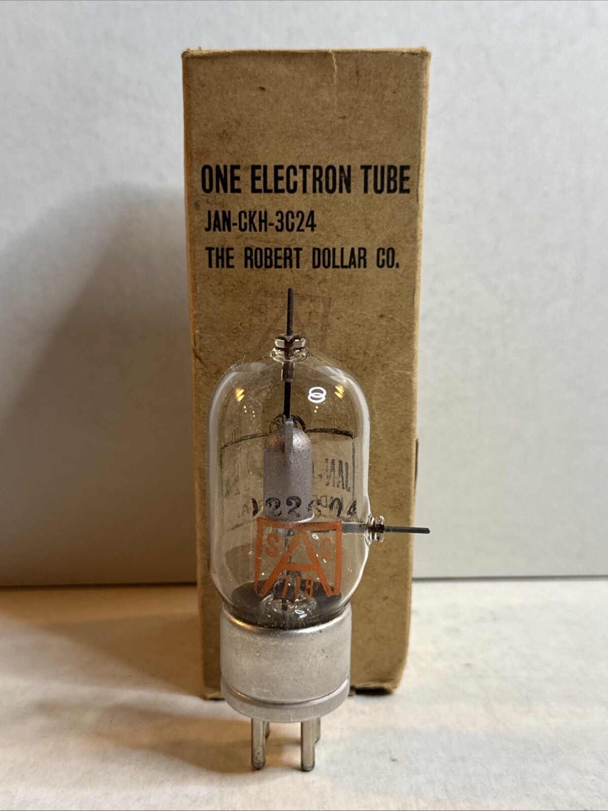Robert Dollar Co. JAN-CKH-3C24 VHF Transmitting Triode Tube – New in Box