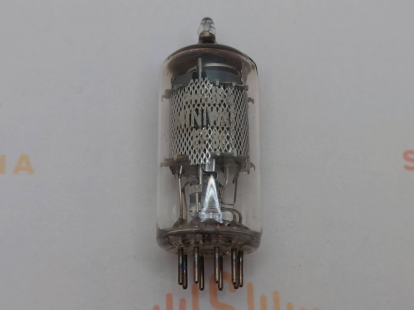 1x Mullard EF86 Short Mesh Plates O-getter – Philips Label – Blackburn ’61 – NOS