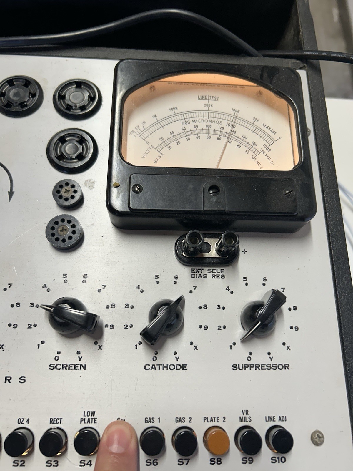Qty 2 Siemens E80CF =6GH8A=ECF82=6U8A=7643=6F2 Gold Pin Hickok Tested