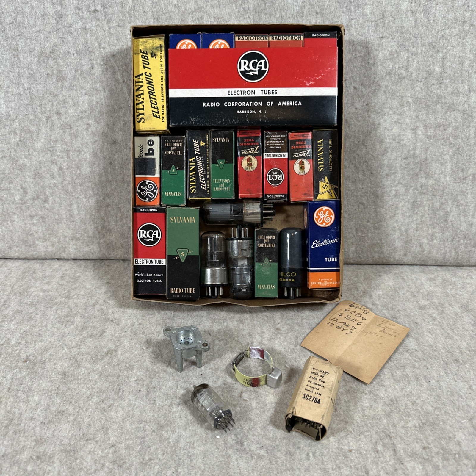 RCA, Sylvania, Zenith, GE Vintage boxed radio Tubes (Parts/Repair)
