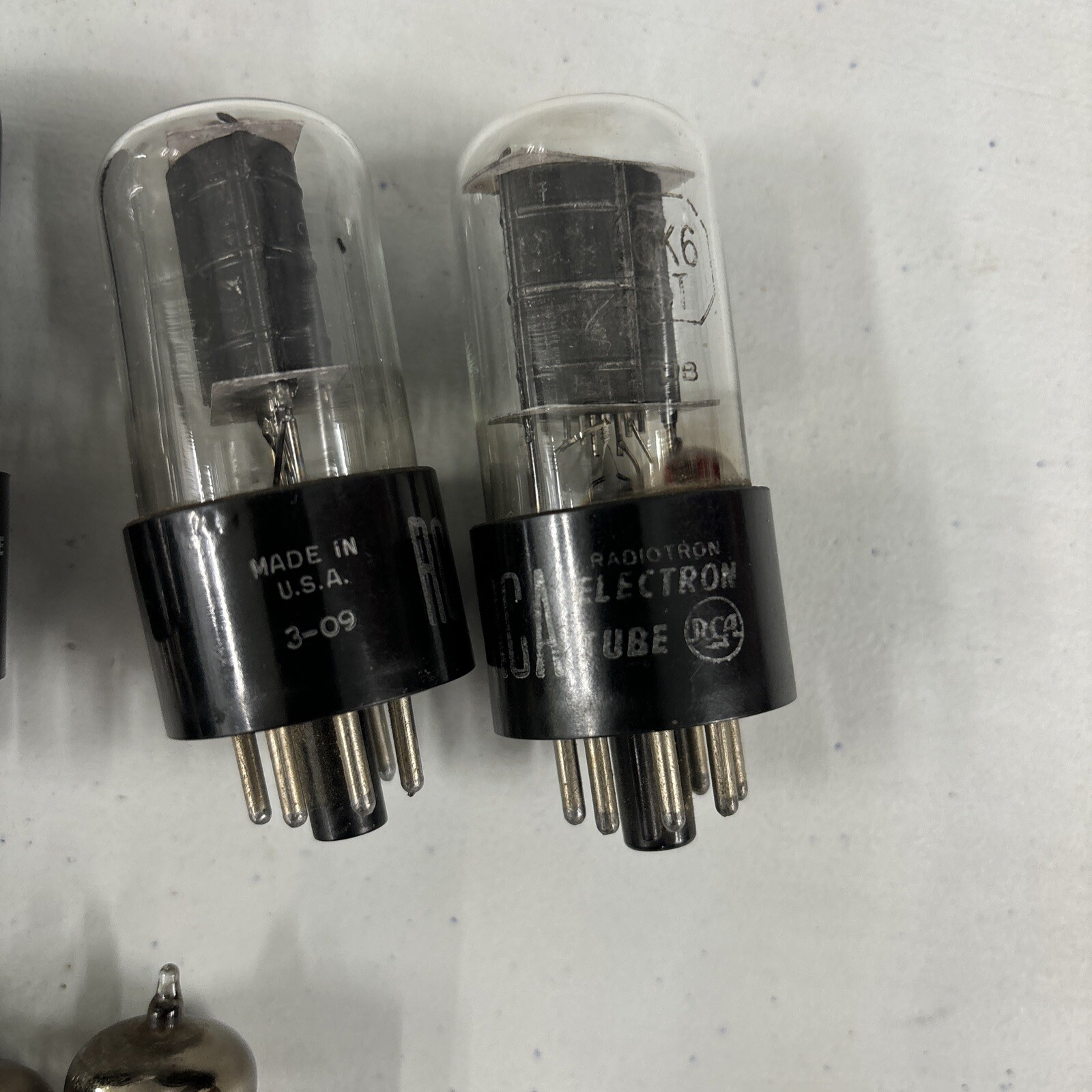 Lot of Vintage RCA, SELECTRON, KEN-RAD, EMERSON, SYLVANIA PICTURE TUBES UNTESTED