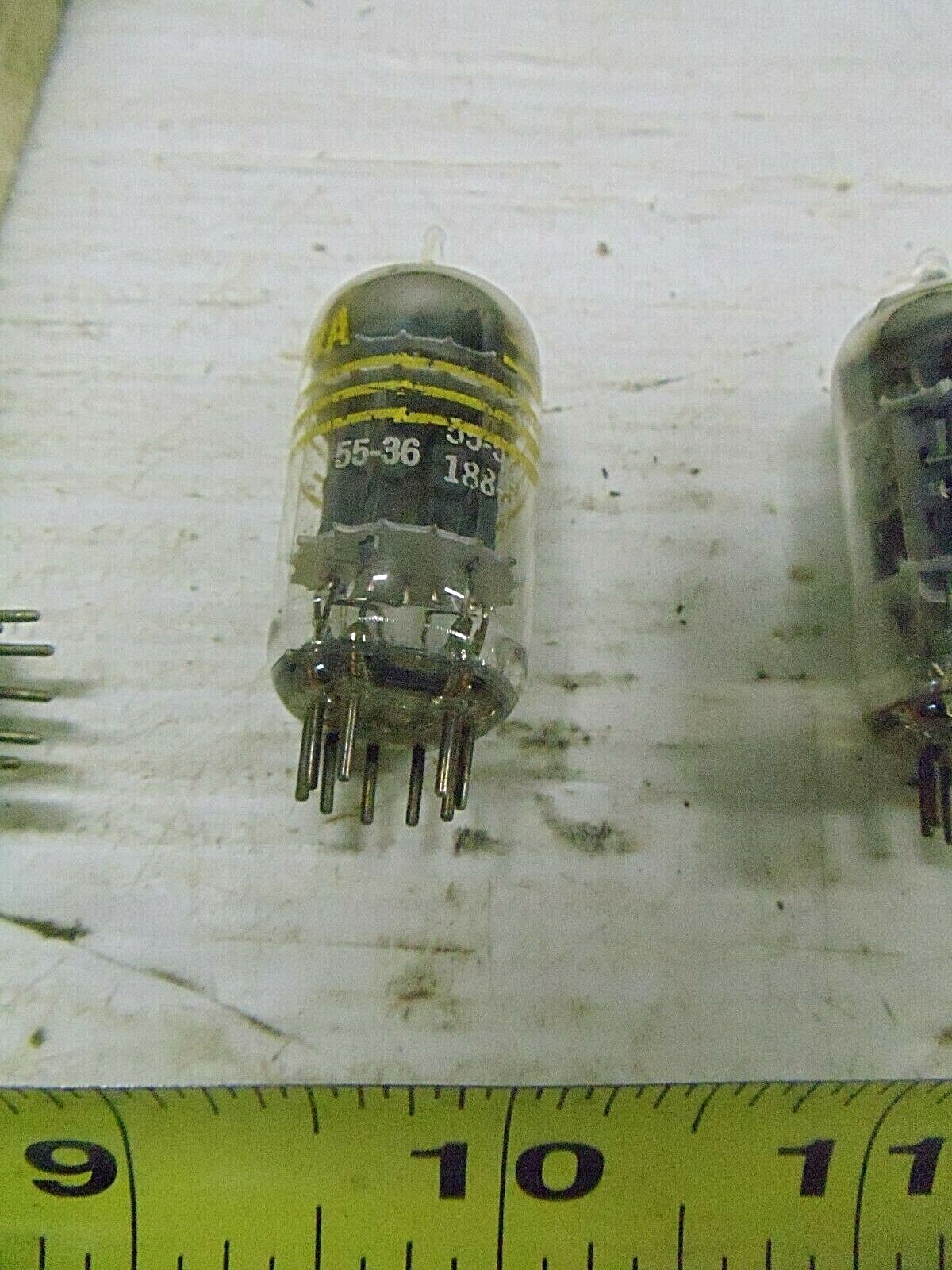 Old Vintage Radio TV Vacuum Electron Tubes 12AX7 12AT7 12AU7 12BH7 Sylvania RCA