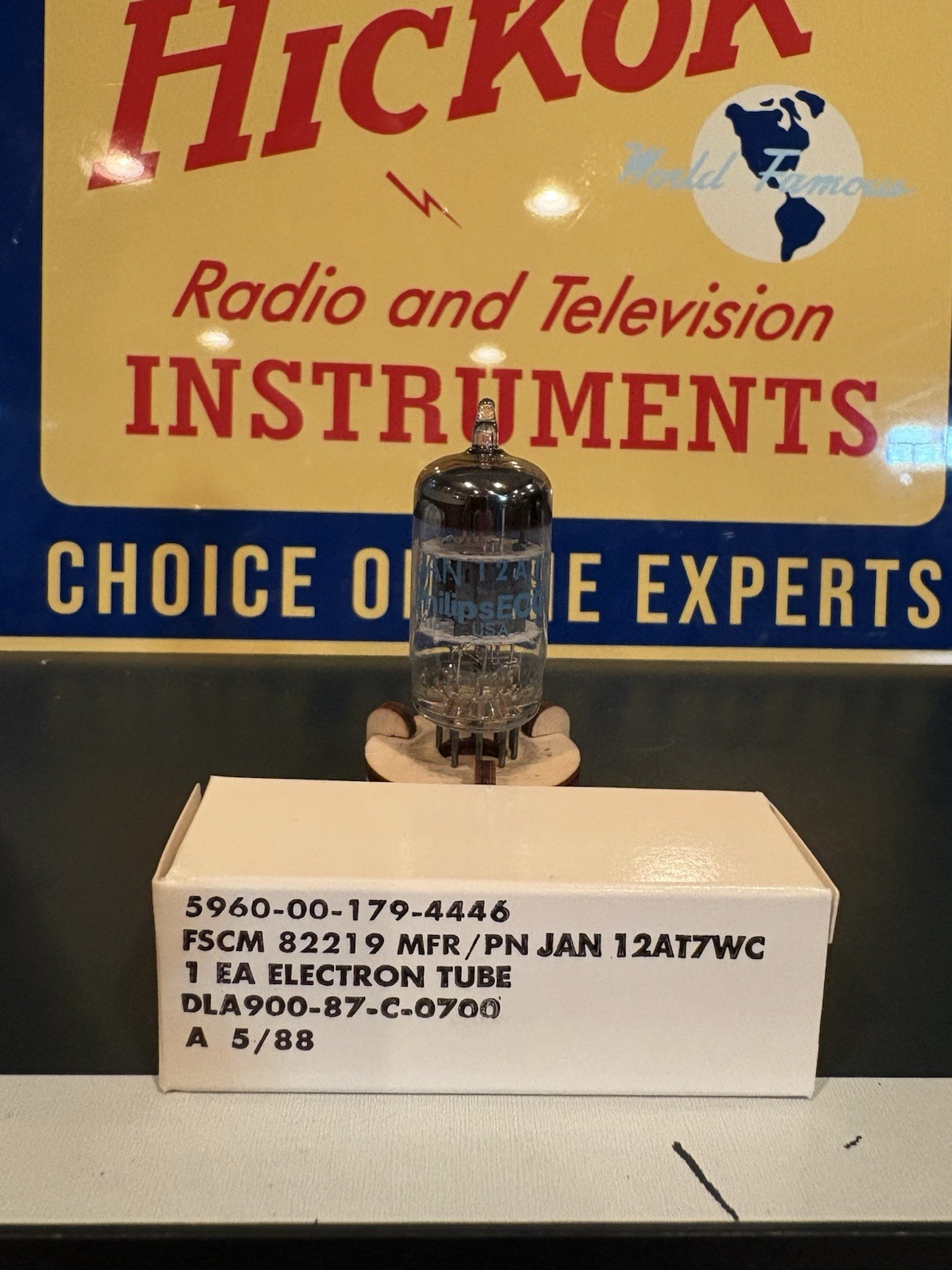 1988 Phillips ECG 12AT7 WC ECC81 Grey Plate Halo Get Tube TV7&Maxi Test NOS NIB