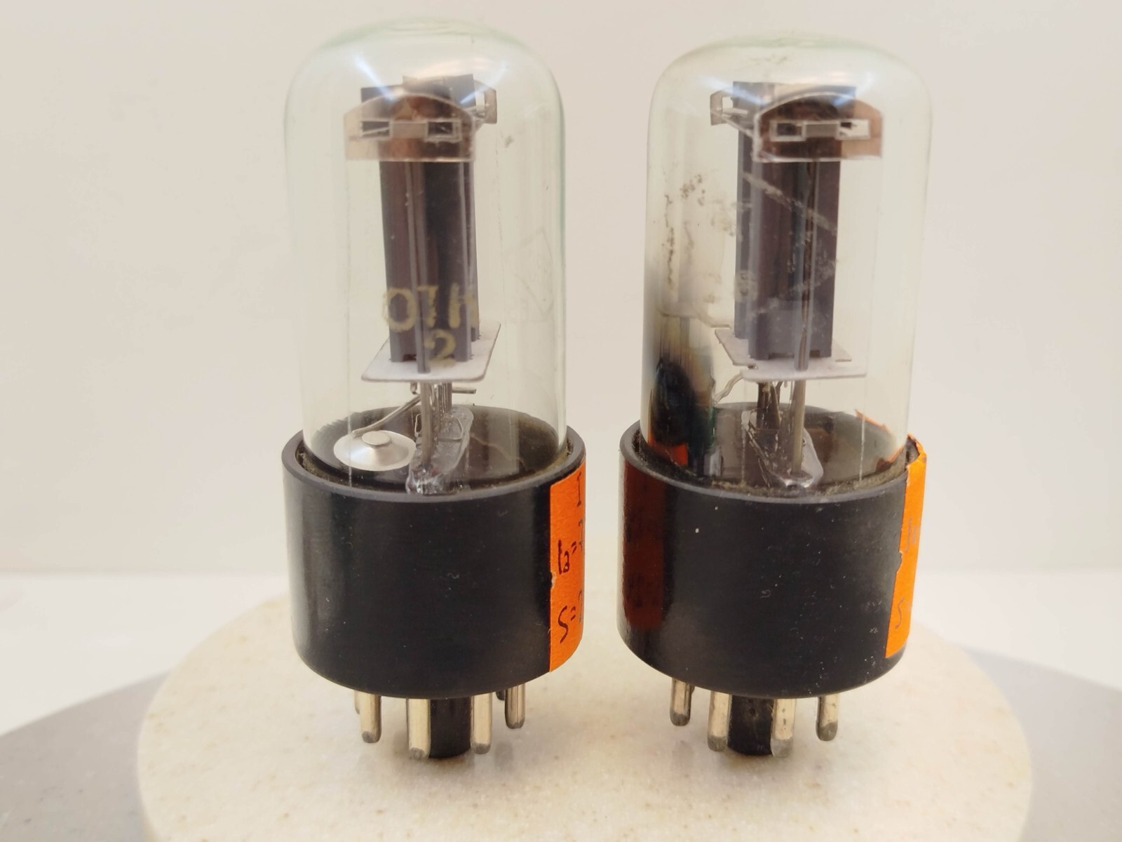 6N8S x 2pcs 60s 5% = matched PAIR – (6SN7 / ECC32 / 1578) – Used