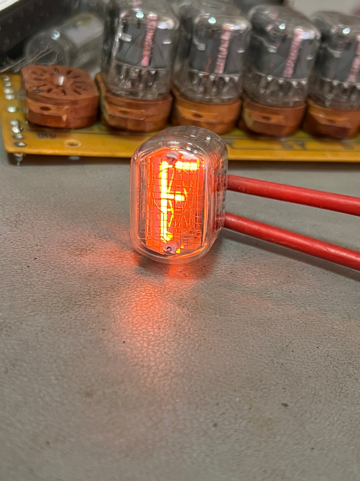 IN-12B,IN15A,IN15B Soviet Russian Nixie Indicator Tubes Lot of 10 pcs w/Socket
