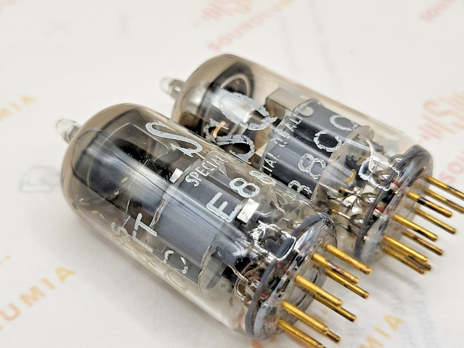 2x Philips E88CC 6922 SQ O-getter Same Code – Heerlen 1968 – Strong