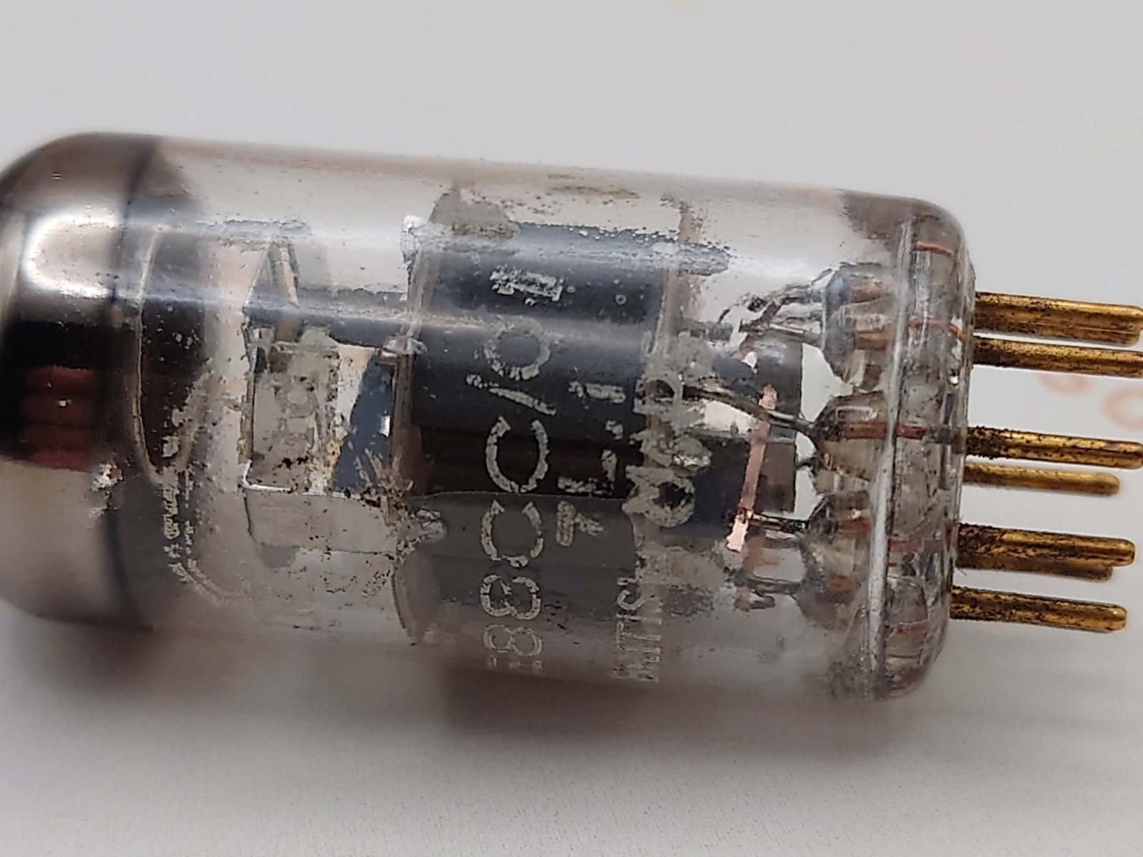 Mullard E88CC/01 = CV2493 O-Getter Matched Pair – Mitcham 1960 7L1 – NOS