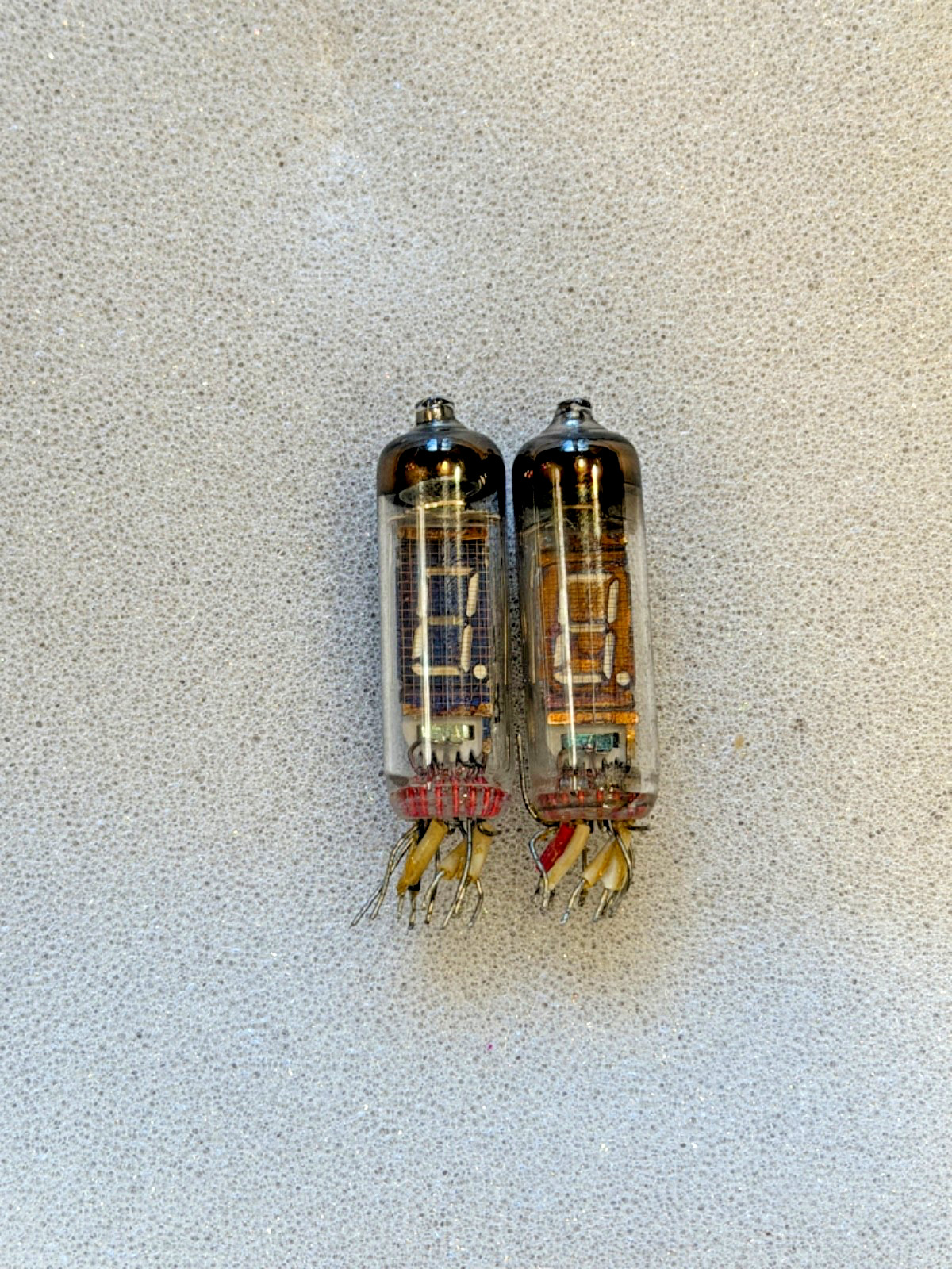 2 PCS IV-8 (ИВ-8) VFD TUBE / USED / VINTAGE SOVIET DISPLAY / US STOCK