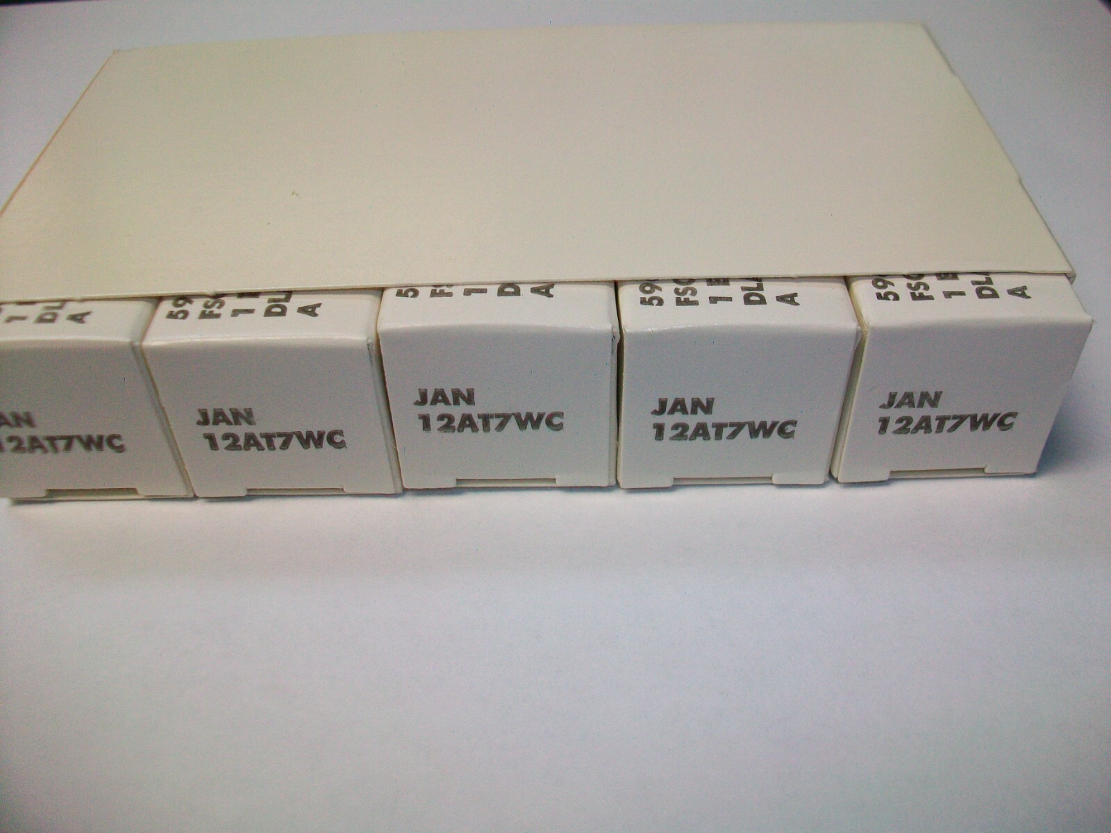 SLEEVE OF 5 PHILIPS JAN 12AT7WC TUBES