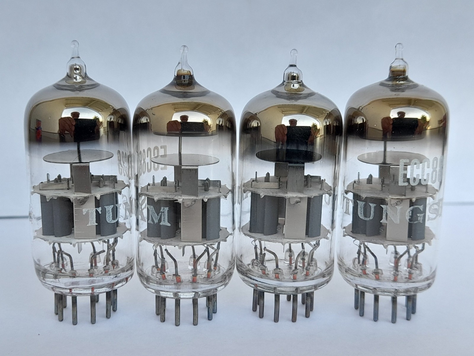 4x ECC88 / 6DJ8 audio tubes TUNGSRAM – NOS – ECC 88 – 1960s