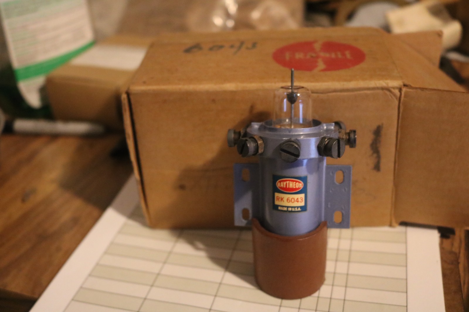 NOS vintage rare Raytheon JAN RK 6043 Electron tube