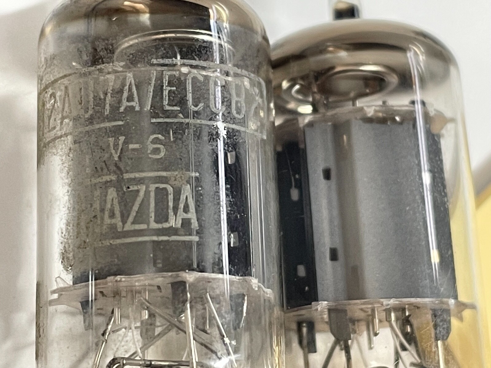 VINTAGE PAIR 12AU7 – ECC82 TELEFUNKEN MAZDA 1956 strong GM values