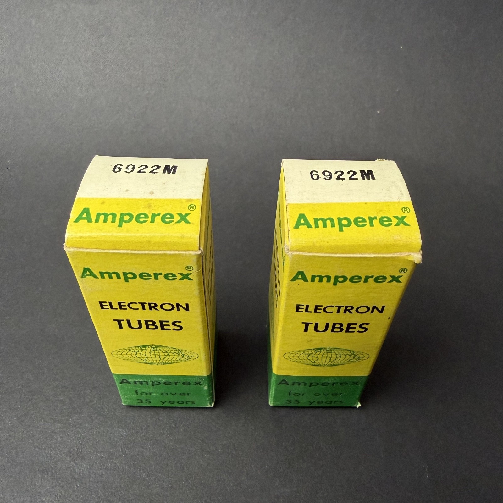1966 6922 6DJ8 E88CC Amperex Tube Gold Pins O Getter TV7 Test NOS 6922-1-2