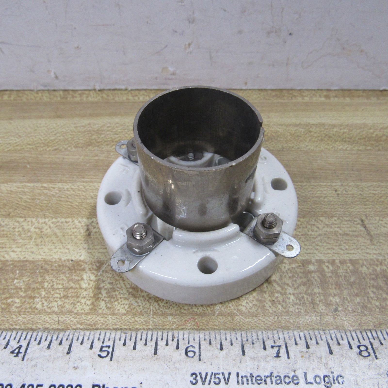 TUBE SOCKET 4 PIN LARGE BAYONET BASE 1.25 in dia JOHNSON
