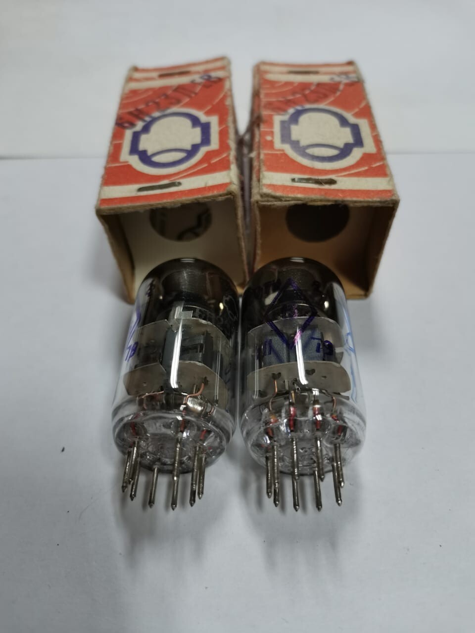 Radiotubes 6N23P-EV /6Н23П-ЕВ (analog ECC88/6922/E88CC) 1 lot* 2 pieces New