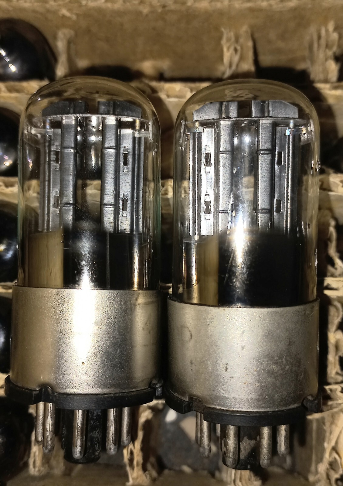 2 x MELZ 6N8S 6SN7 Metal Base Tubes