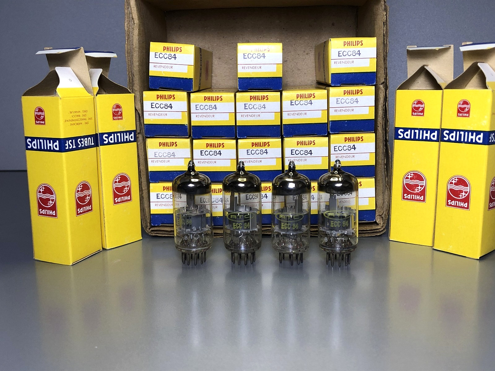 Matched Quad Philips ECC84 Mullard Blackburn B1J1 NOS_NIB Vintage Tubes 1971 .